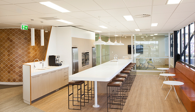 上海辦公室裝修公司茶水區(qū)