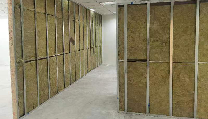 上海徐匯漕河涇錦和尚城辦公室裝修施工現(xiàn)場(chǎng)工地