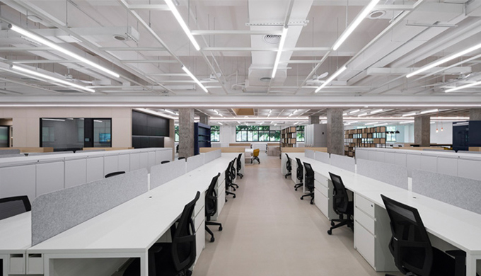上海開放式辦公室裝修有哪些缺點(diǎn)和優(yōu)點(diǎn)？