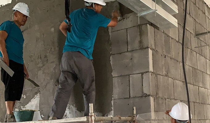 上海德馬辦公室裝修施工現(xiàn)場(chǎng)實(shí)拍圖_齊建裝飾裝修工程項(xiàng)目