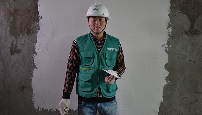 齊建裝飾辦公室裝修涂飾師傅