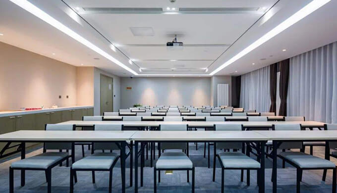  上海辦公室裝修上海辦公裝修會議室的大小是怎樣設計的？