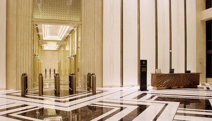 上海環(huán)球港寫(xiě)字樓建筑風(fēng)格