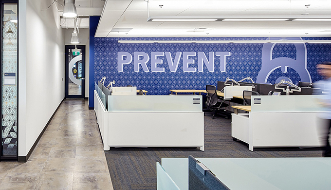 上海高端辦公室裝修設(shè)計員工區(qū)