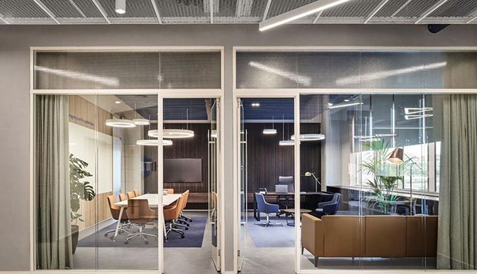 上海辦公室裝修的傳統(tǒng)照明燈與LED燈的對(duì)比與選擇